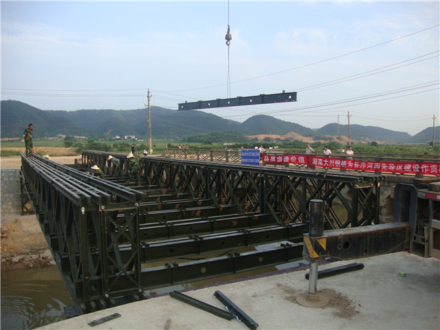 長沙市河西先導區(qū)鋼橋及現(xiàn)澆支架平臺 長沙市河西先導區(qū)鋼橋及現(xiàn)澆支架平臺