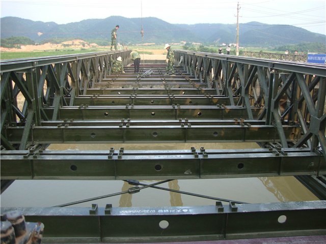 長沙市河西先導區(qū)鋼橋及現(xiàn)澆支架平臺 長沙市河西先導區(qū)鋼橋及現(xiàn)澆支架平臺