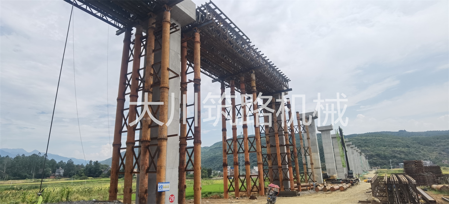 郴州大川筑路機(jī)械有限公司,湖南筑養(yǎng)路工程機(jī)械生產(chǎn)銷售,湖南筑養(yǎng)路工程鋼橋生產(chǎn)銷售 郴州大川筑路機(jī)械有限公司,湖南筑養(yǎng)路工程機(jī)械生產(chǎn)銷售,湖南筑養(yǎng)路工程鋼橋生產(chǎn)銷售